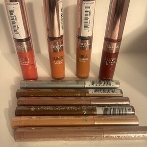 L’ORÉAL PARIS LUMI BLUSHES AND LESHADOW STICKS